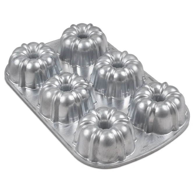 6 Mini Pro Release Bundt Pan Slightly Blemished